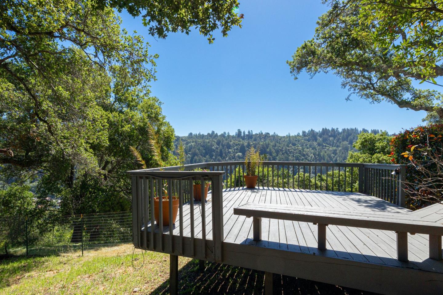 Detail Gallery Image 50 of 92 For 348 Los Robles Rd, Soquel,  CA 95073 - 3 Beds | 2/1 Baths