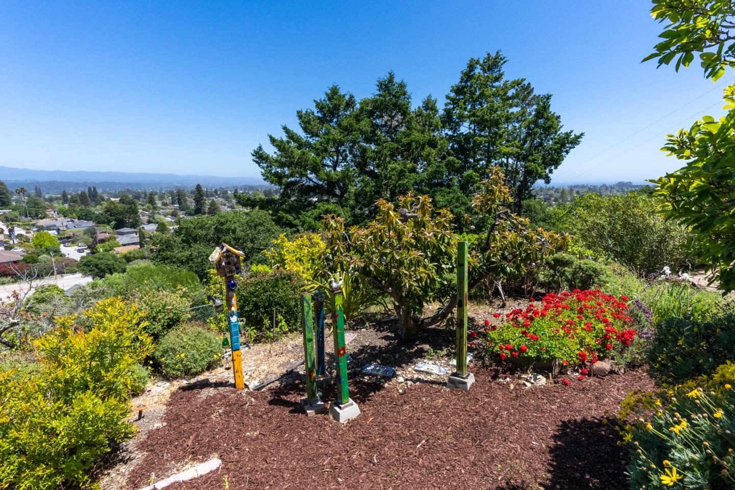 Detail Gallery Image 39 of 51 For 139 Scenic St, Santa Cruz,  CA 95060 - 3 Beds | 2/1 Baths