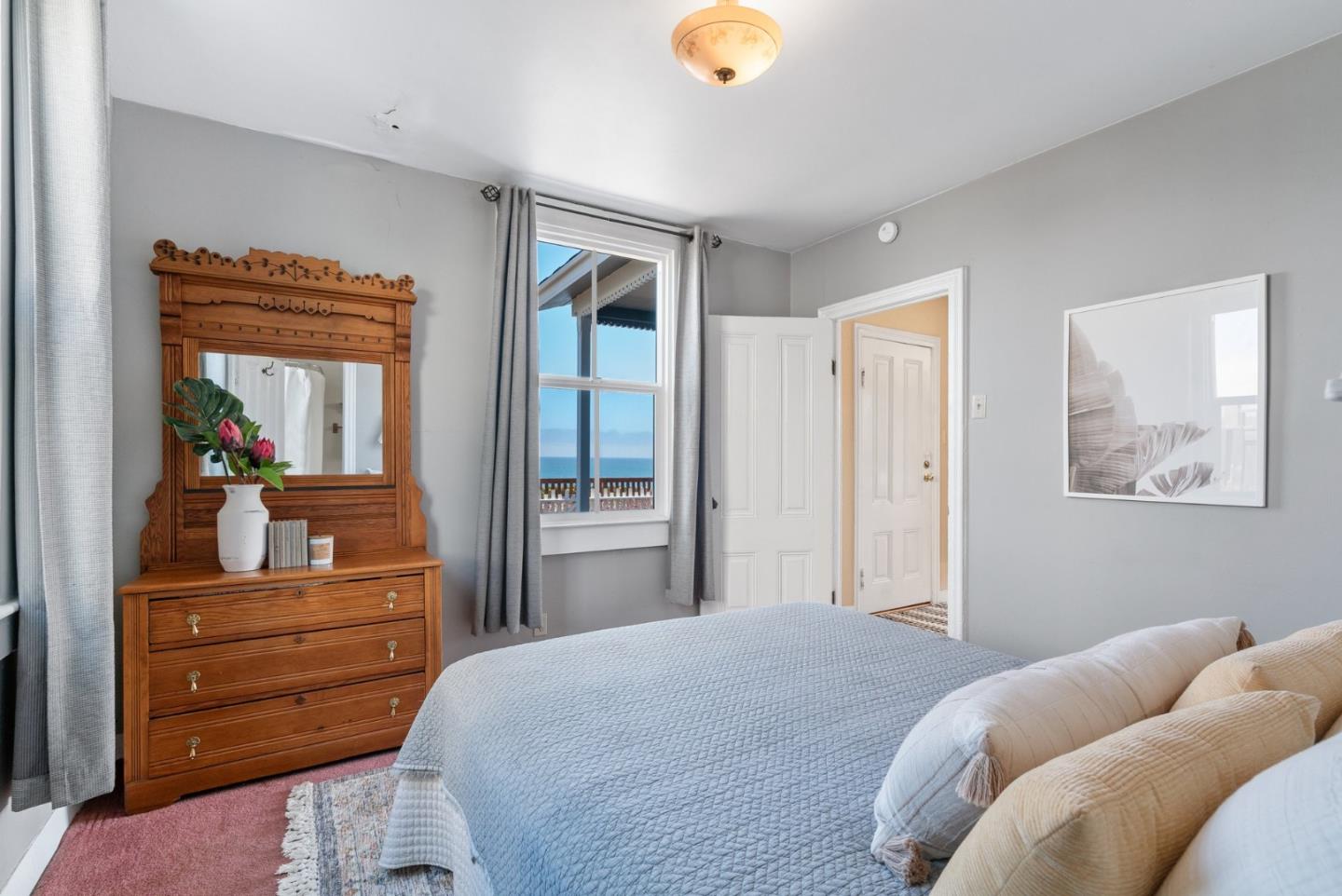Detail Gallery Image 22 of 46 For 302 Grand Ave, Capitola,  CA 95010 - 4 Beds | 2 Baths