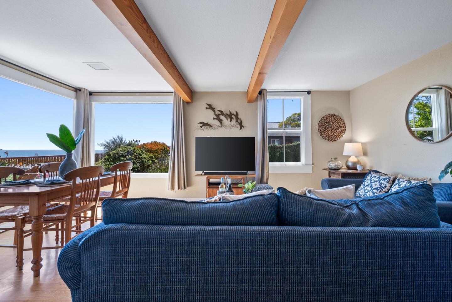 Detail Gallery Image 8 of 46 For 302 Grand Ave, Capitola,  CA 95010 - 4 Beds | 2 Baths