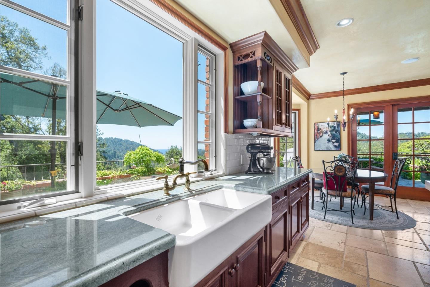 Detail Gallery Image 23 of 110 For 5042 Wildberry Ln, Soquel,  CA 95073 - 4 Beds | 4 Baths