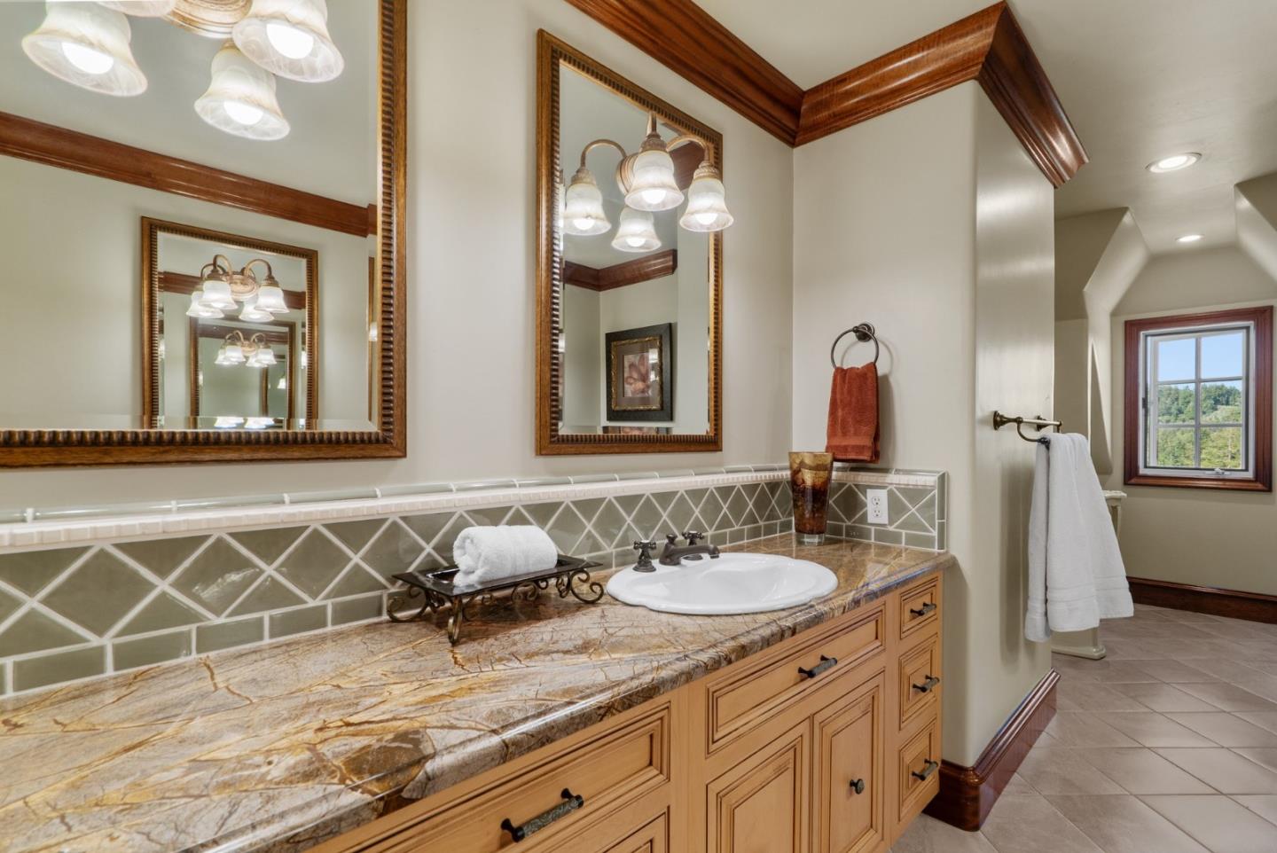 Detail Gallery Image 85 of 110 For 5042 Wildberry Ln, Soquel,  CA 95073 - 4 Beds | 4 Baths