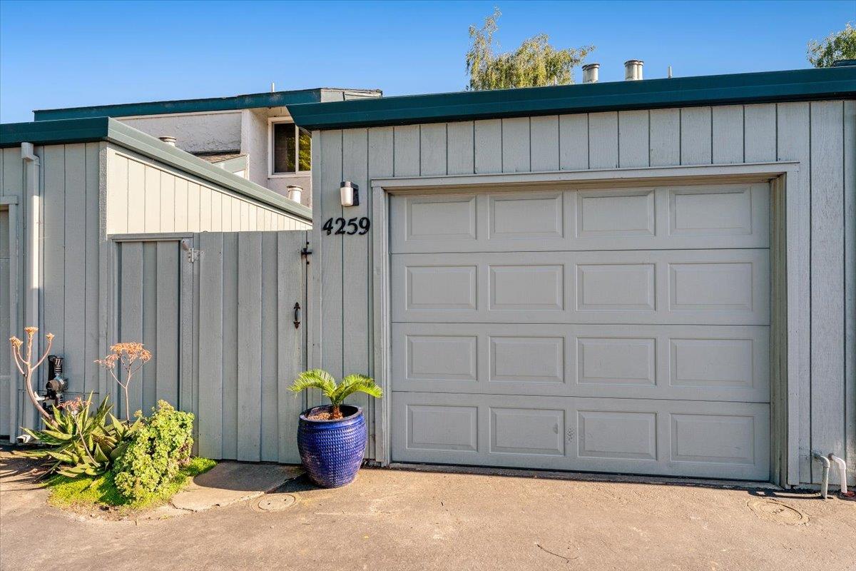 Detail Gallery Image 33 of 42 For 4259 Sea Pines Ct, Capitola,  CA 95010 - 2 Beds | 1/1 Baths