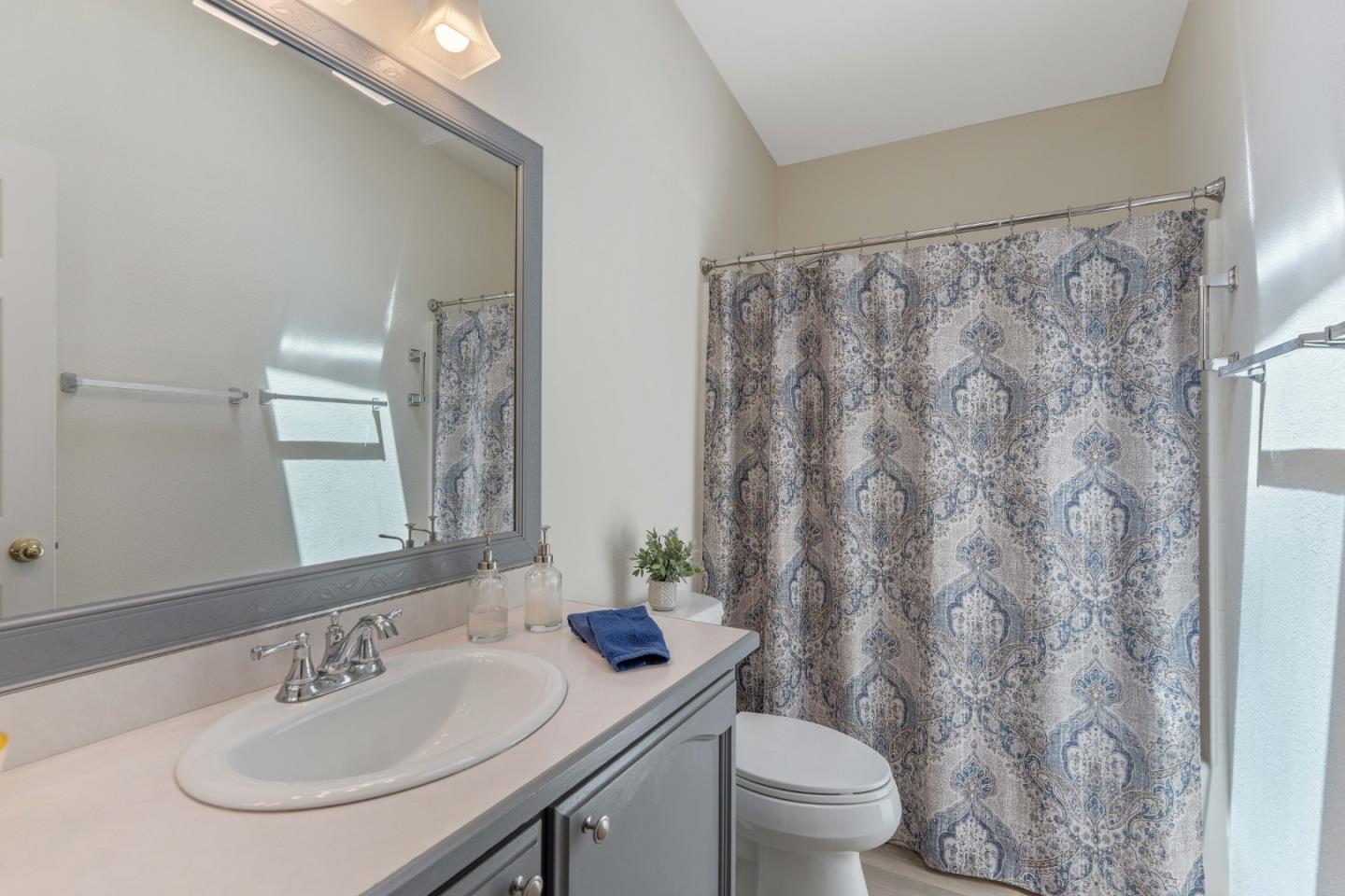Detail Gallery Image 16 of 19 For 580 Mill Pond Dr #580,  San Jose,  CA 95125 - 3 Beds | 2 Baths