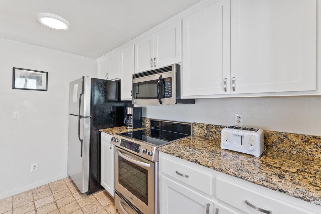 Detail Gallery Image 12 of 35 For 123 Marina Ave, Aptos,  CA 95003 - 2 Beds | 2/1 Baths