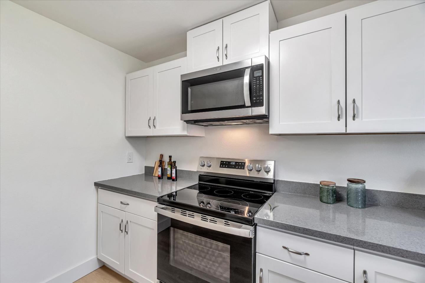 Detail Gallery Image 13 of 46 For 75 Hyde Ct #3,  Daly City,  CA 94015 - 2 Beds | 2/1 Baths
