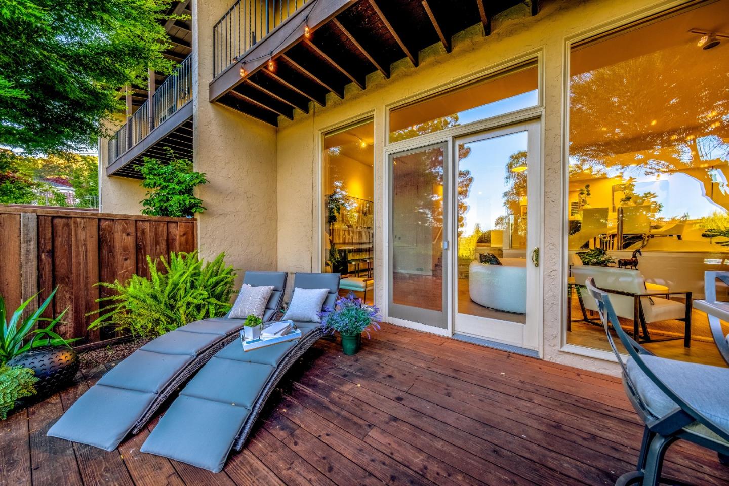 Detail Gallery Image 18 of 31 For 18400 Overlook Rd #70,  Los Gatos,  CA 95030 - 3 Beds | 2/1 Baths