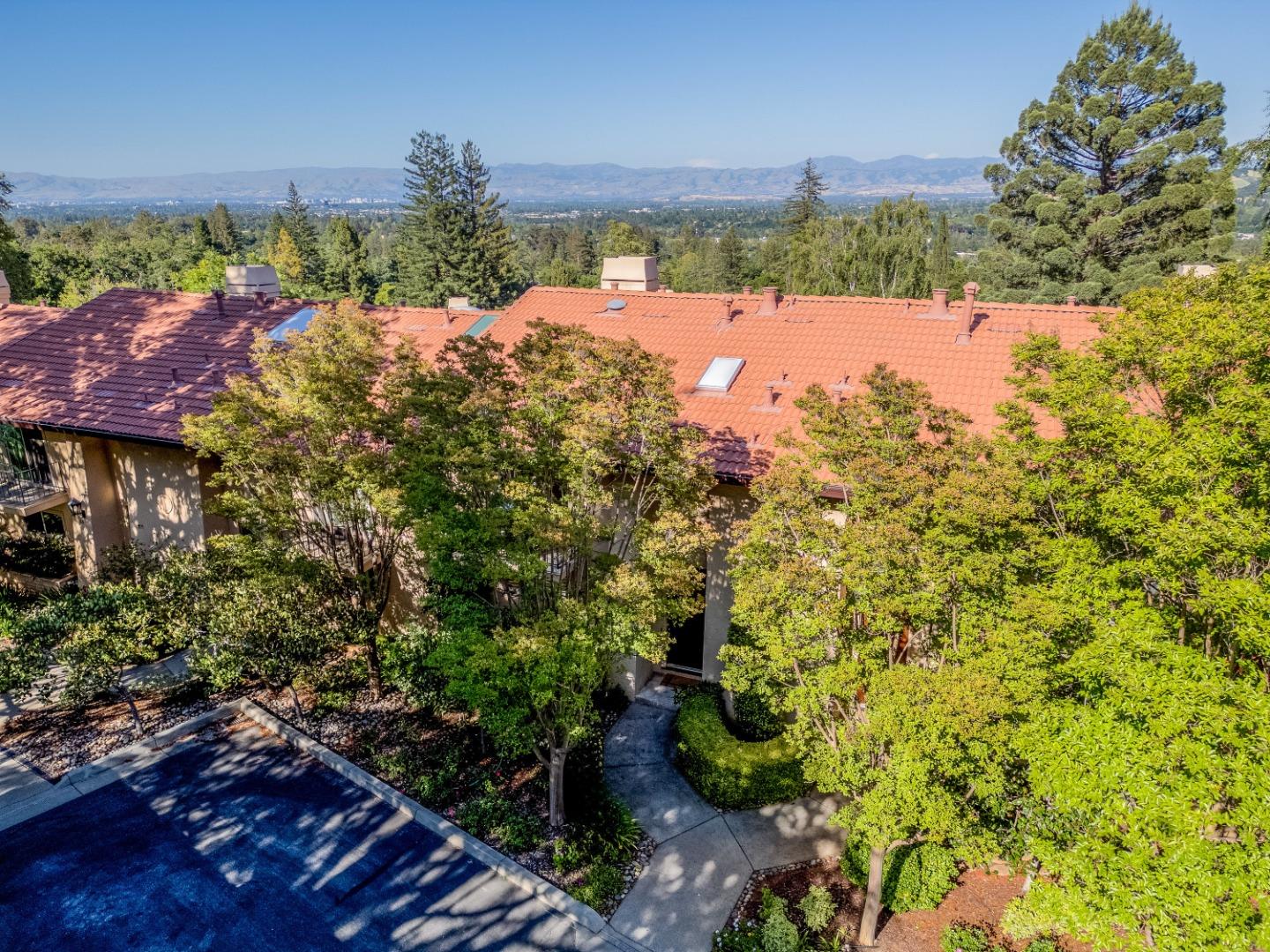 Detail Gallery Image 28 of 31 For 18400 Overlook Rd #70,  Los Gatos,  CA 95030 - 3 Beds | 2/1 Baths
