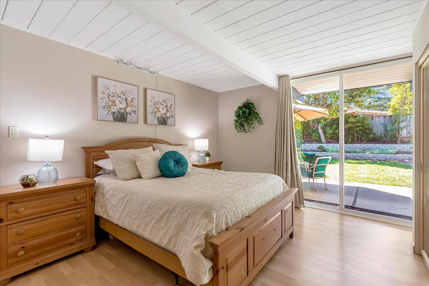 Detail Gallery Image 25 of 53 For 6140 Willowgrove Ln, Cupertino,  CA 95014 - 4 Beds | 2 Baths