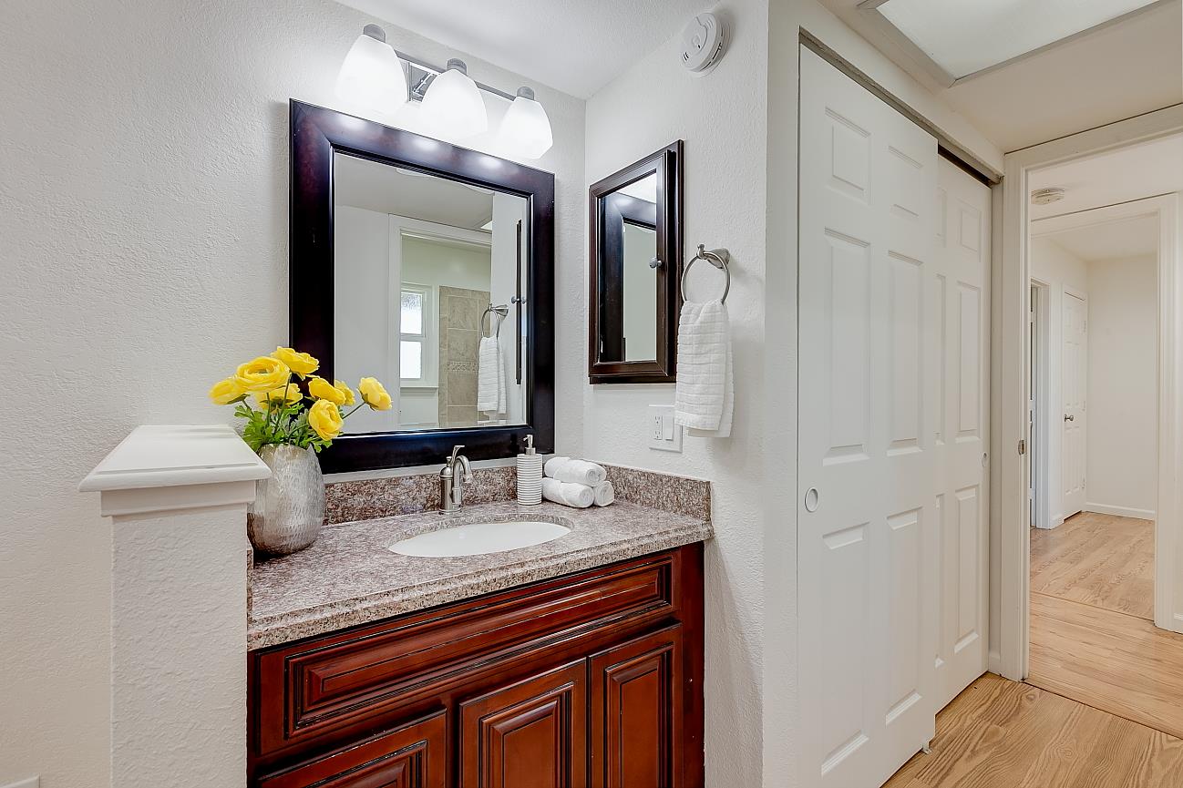 Detail Gallery Image 20 of 37 For 5814 Randleswood Ct, San Jose,  CA 95129 - 2 Beds | 2 Baths