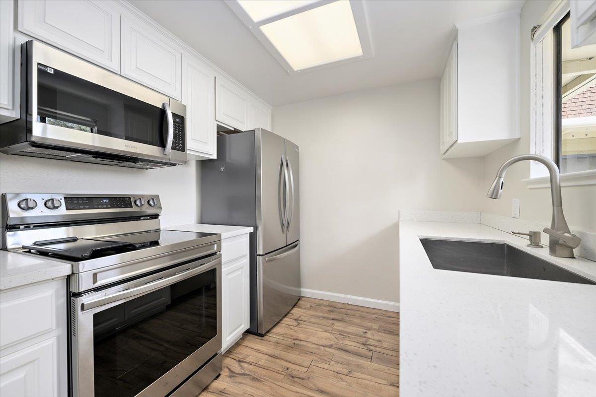 Detail Gallery Image 10 of 19 For 1070 Mercedes Ave #25,  Los Altos,  CA 94022 - 2 Beds | 2 Baths