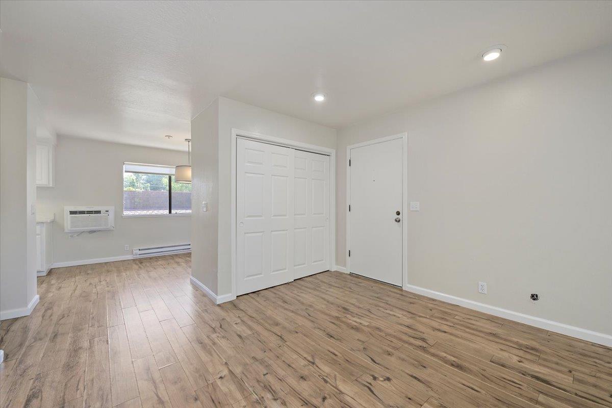 Detail Gallery Image 6 of 19 For 1070 Mercedes Ave #25,  Los Altos,  CA 94022 - 2 Beds | 2 Baths