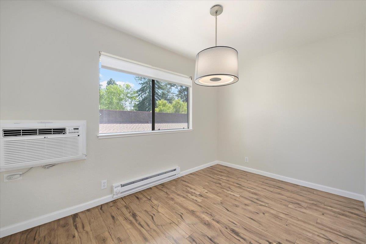 Detail Gallery Image 8 of 19 For 1070 Mercedes Ave #25,  Los Altos,  CA 94022 - 2 Beds | 2 Baths