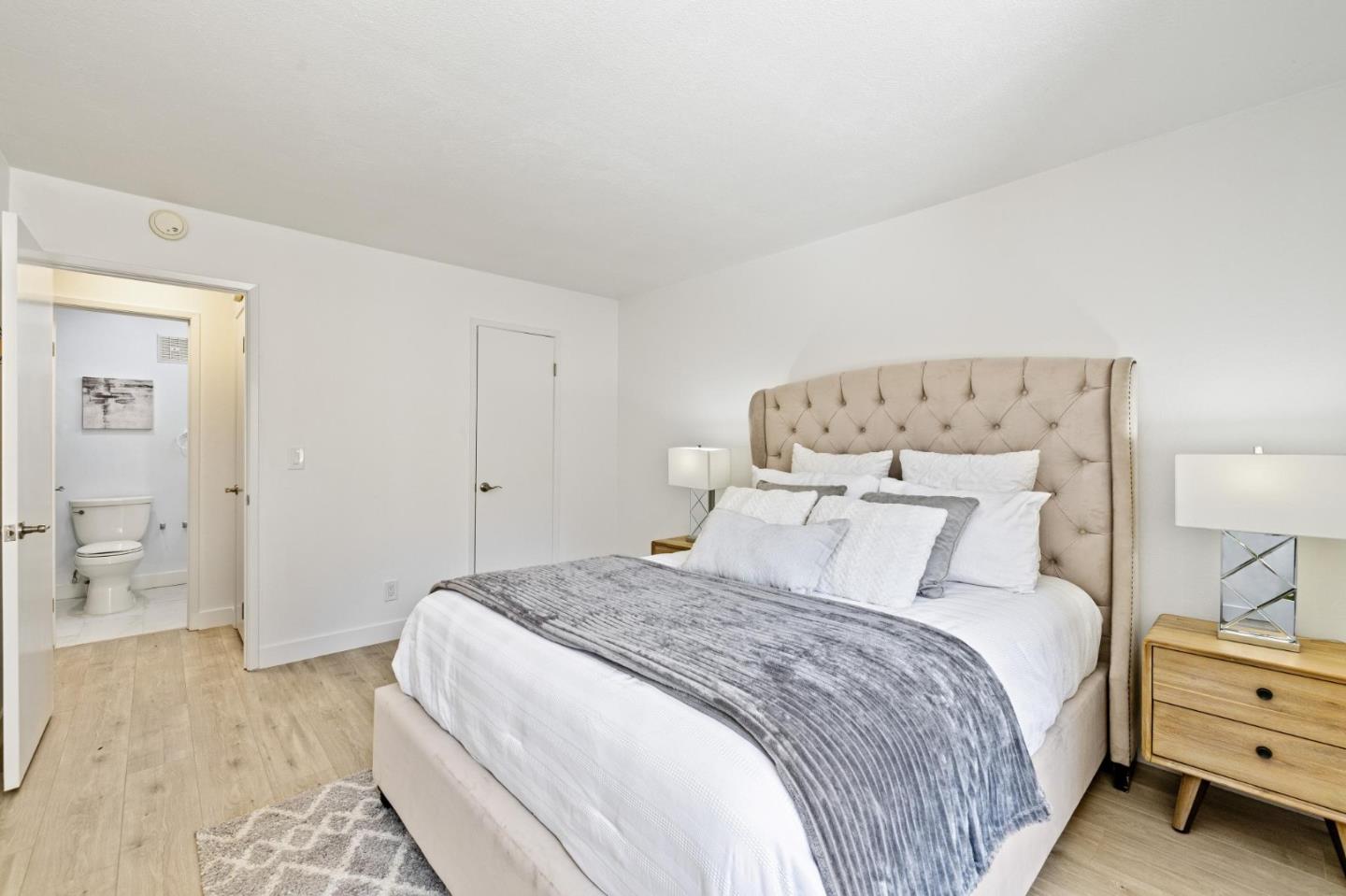 Detail Gallery Image 22 of 31 For 916 Beach Park Blvd #64,  Foster City,  CA 94404 - 1 Beds | 1 Baths