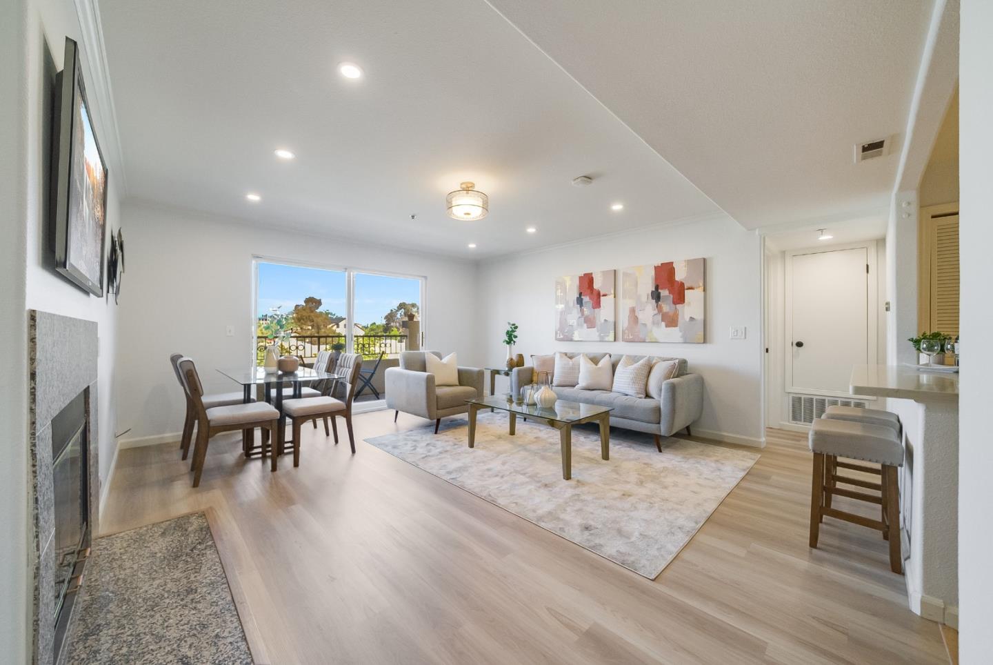 Detail Gallery Image 7 of 36 For 134 Carroll St #301,  Sunnyvale,  CA 94086 - 3 Beds | 2 Baths