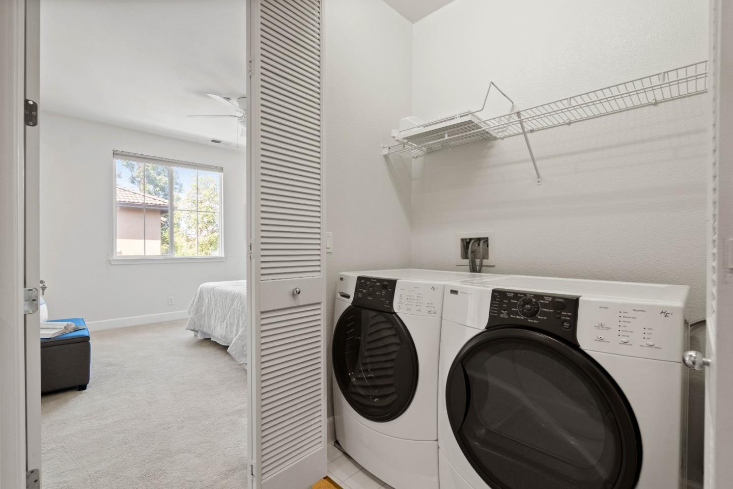 Detail Gallery Image 34 of 53 For 128 Holly Ter, Sunnyvale,  CA 94086 - 2 Beds | 2/1 Baths