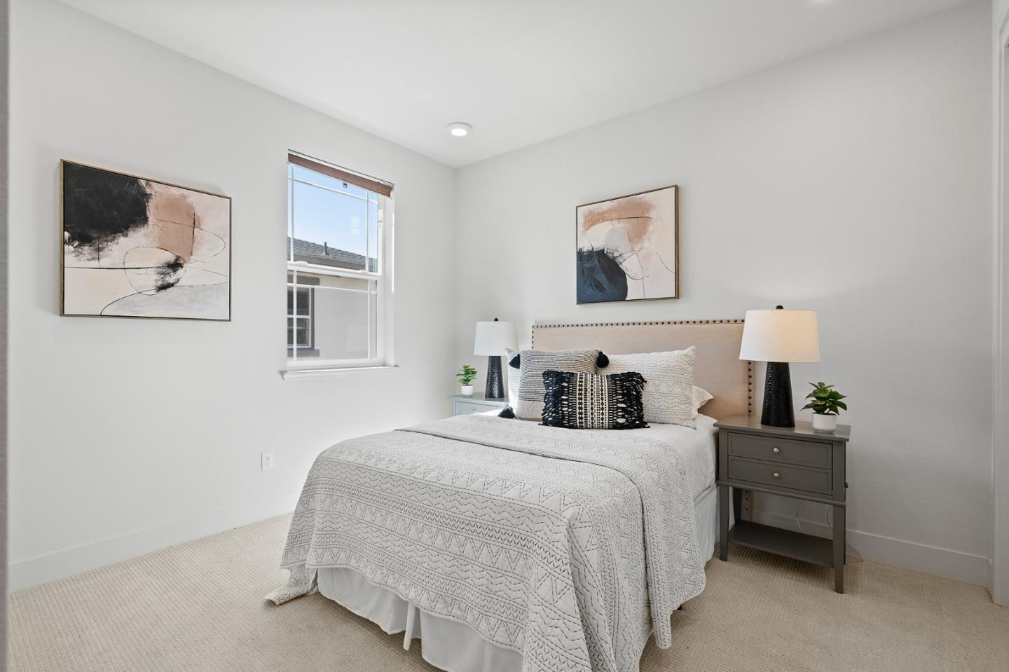 Detail Gallery Image 33 of 64 For 929 Delano Ter #5,  Sunnyvale,  CA 94085 - 4 Beds | 3/1 Baths