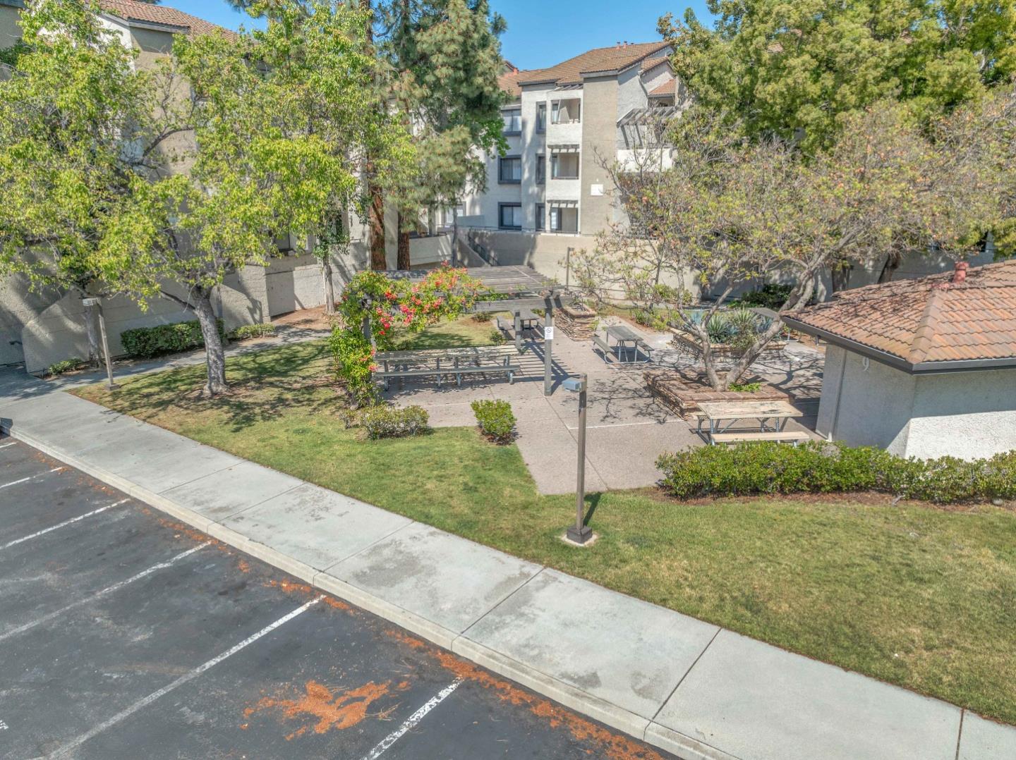 Detail Gallery Image 38 of 41 For 880 E Fremont Ave #706,  Sunnyvale,  CA 94087 - 3 Beds | 2 Baths