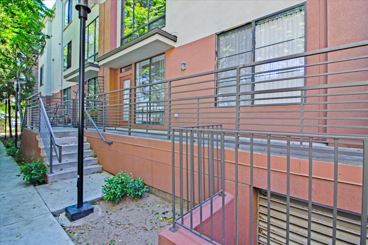 Detail Gallery Image 21 of 32 For 1060 S 3rd St #157,  San Jose,  CA 95112 - 1 Beds | 1 Baths