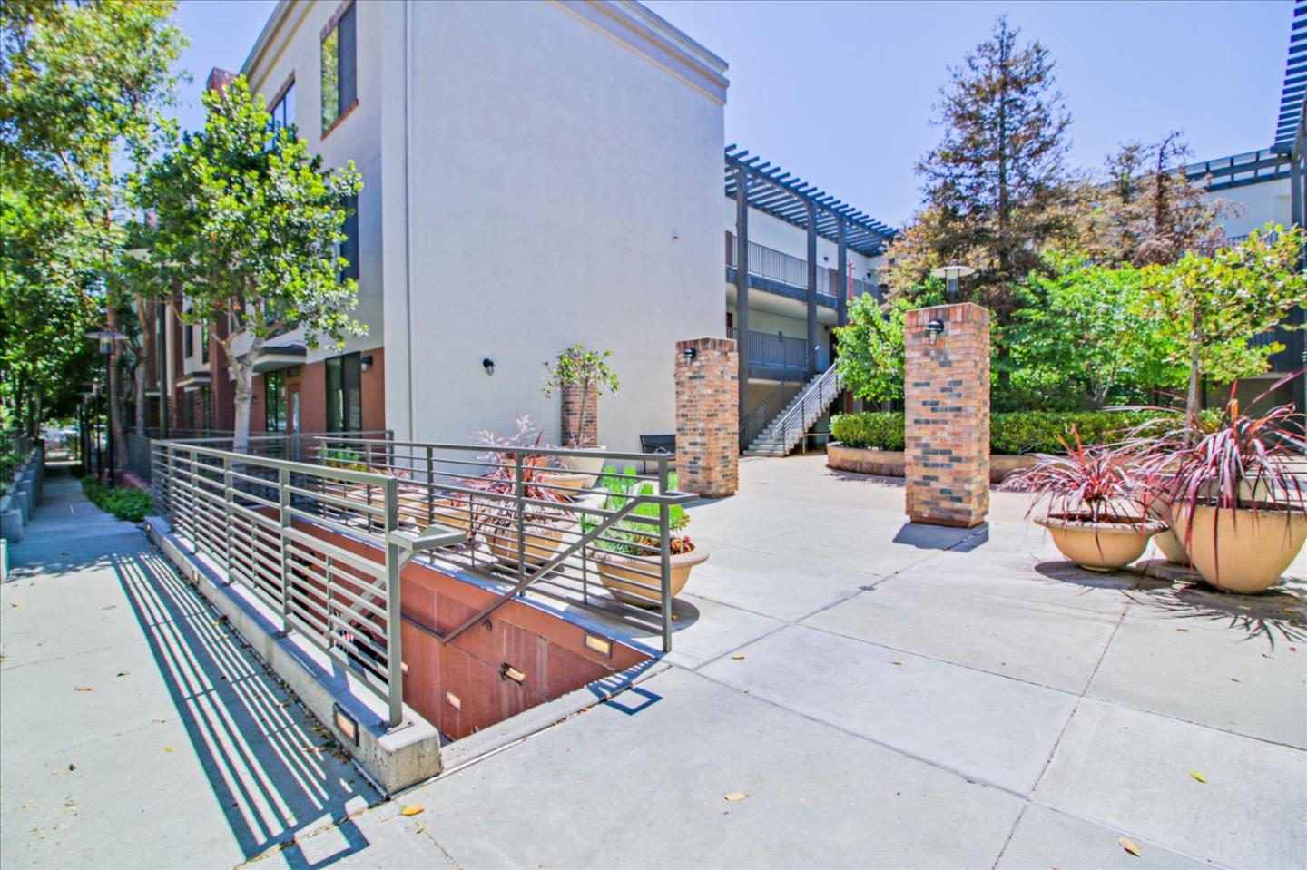 Detail Gallery Image 22 of 32 For 1060 S 3rd St #157,  San Jose,  CA 95112 - 1 Beds | 1 Baths