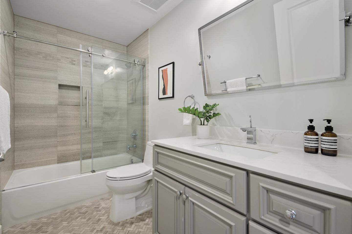 Detail Gallery Image 14 of 31 For 370 Balsam Ave, Sunnyvale,  CA 94085 - 3 Beds | 2 Baths
