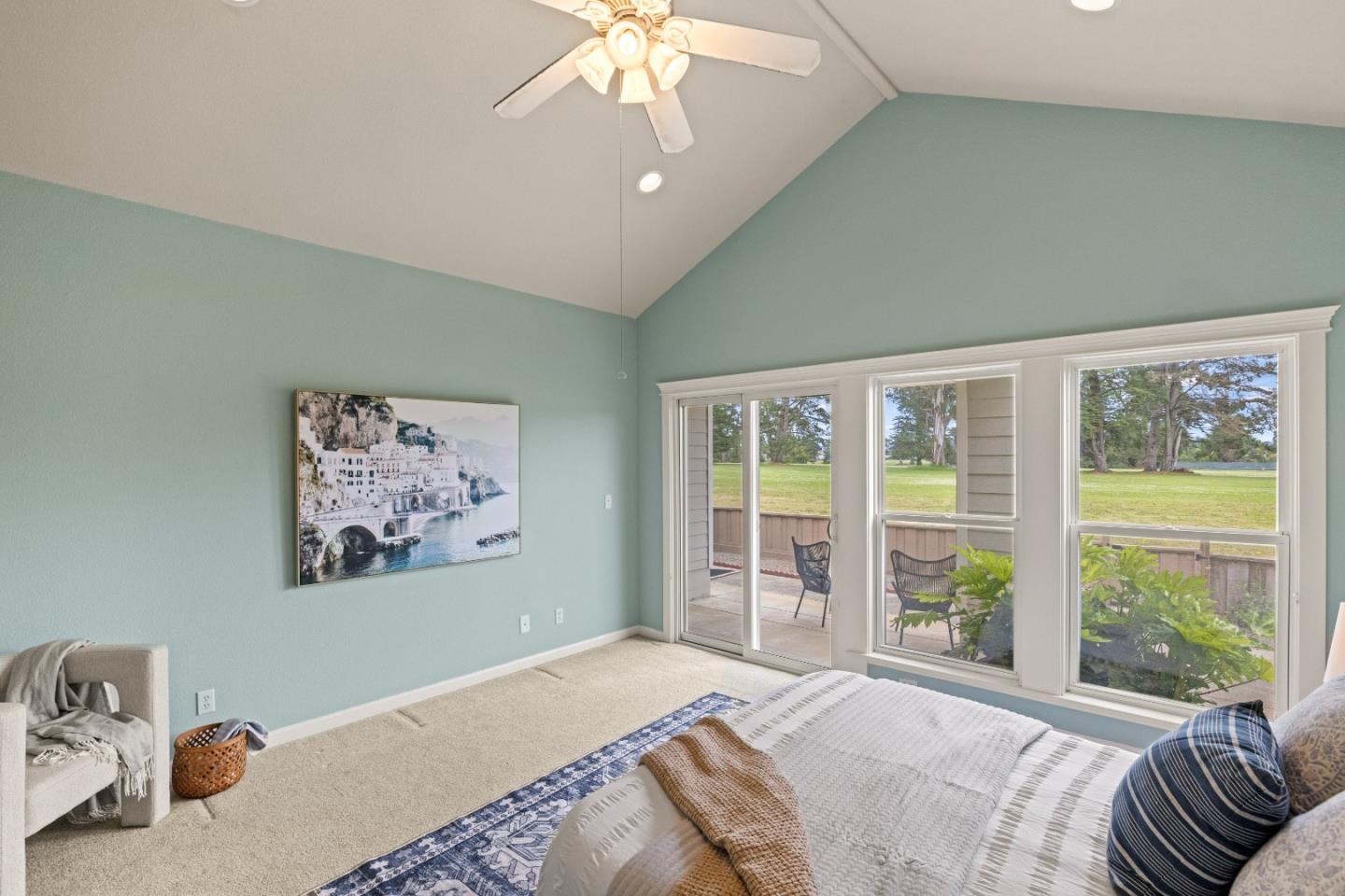 Detail Gallery Image 25 of 54 For 2549 Colonial Cir, Royal Oaks,  CA 95076 - 3 Beds | 2/1 Baths