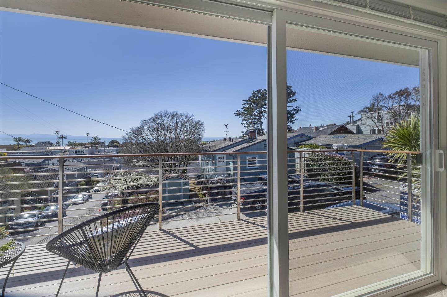 Detail Gallery Image 20 of 36 For 202 Terrace Way, Capitola,  CA 95010 - 3 Beds | 2/1 Baths