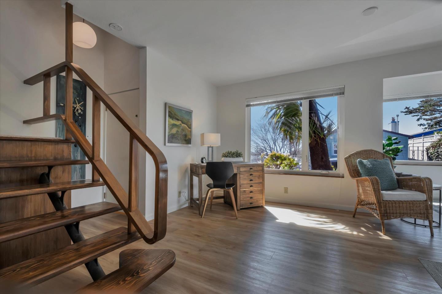 Detail Gallery Image 6 of 36 For 202 Terrace Way, Capitola,  CA 95010 - 3 Beds | 2/1 Baths