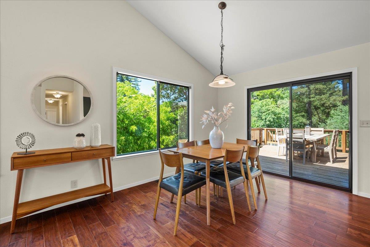 Detail Gallery Image 10 of 46 For 24182 Loma Prieta Ave, Los Gatos,  CA 95033 - 3 Beds | 2 Baths