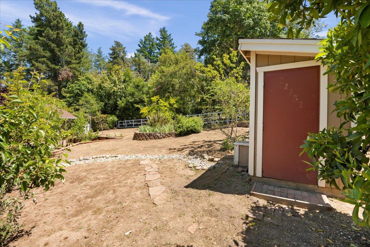 Detail Gallery Image 30 of 46 For 24182 Loma Prieta Ave, Los Gatos,  CA 95033 - 3 Beds | 2 Baths