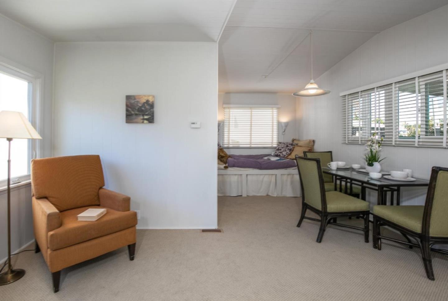 Detail Gallery Image 2 of 21 For 2120 N Pacific Ave #7,  Santa Cruz,  CA 95060 - 2 Beds | 1 Baths