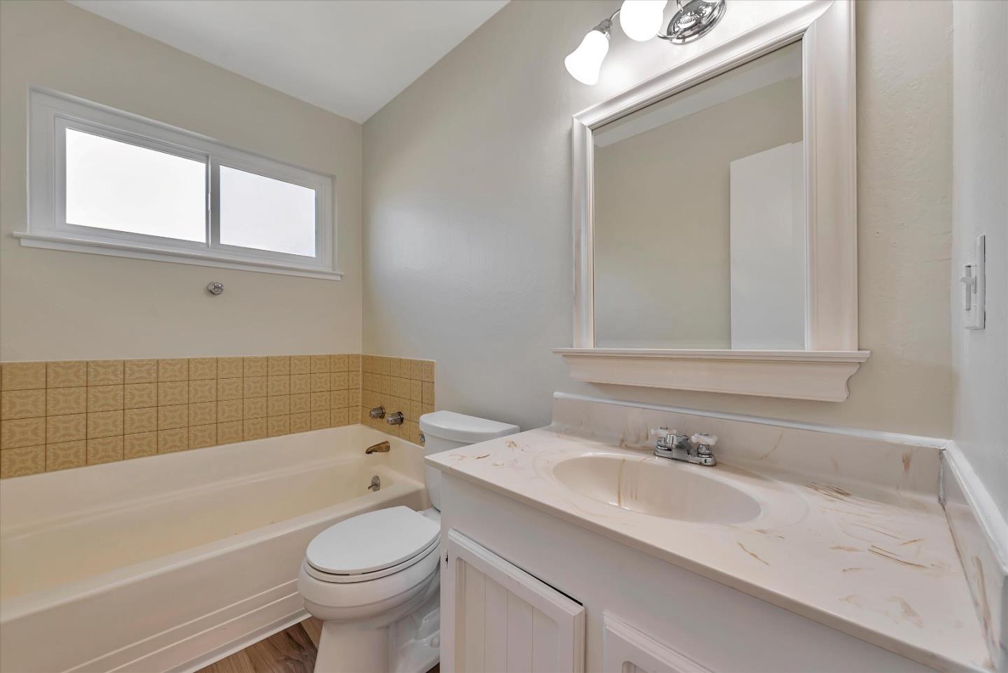Detail Gallery Image 31 of 40 For 462 Meadow Dale Ct, San Jose,  CA 95136 - 3 Beds | 2 Baths