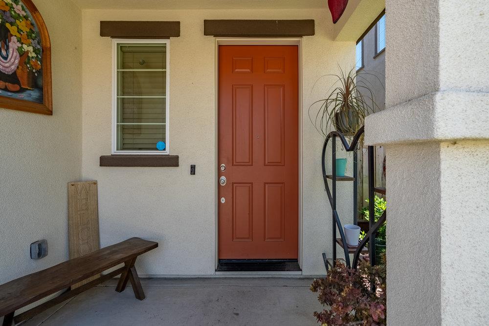 565 Moss St, Hollister, CA 95023 photo 6