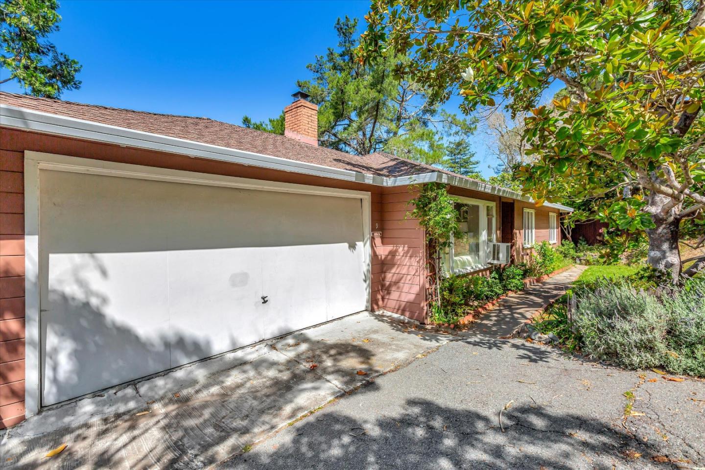 Detail Gallery Image 1 of 1 For 9 San Miguel Ct, Fairfax,  CA 94930 - 3 Beds | 1 Baths