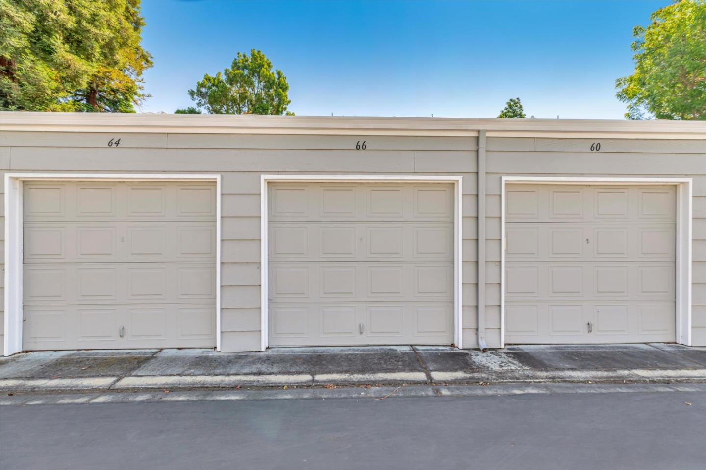 Detail Gallery Image 23 of 24 For 1584 Thorncrest Dr, San Jose,  CA 95131 - 2 Beds | 2 Baths