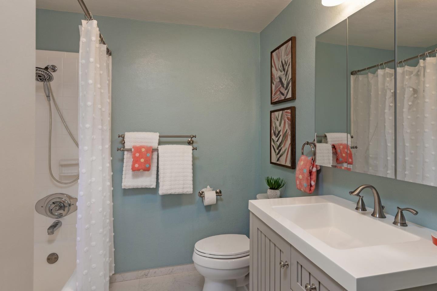 Detail Gallery Image 13 of 20 For 866 Coolidge Ave, Sunnyvale,  CA 94086 - 2 Beds | 1 Baths