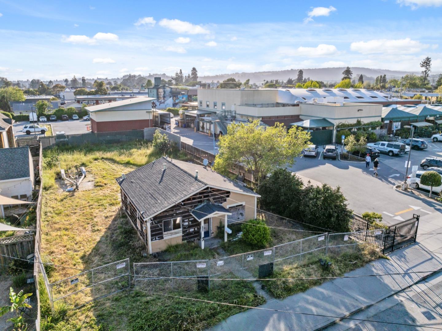 719 Darwin Street, Santa Cruz, California 95062, ,Land,For Sale,719 Darwin Street,ML81965791