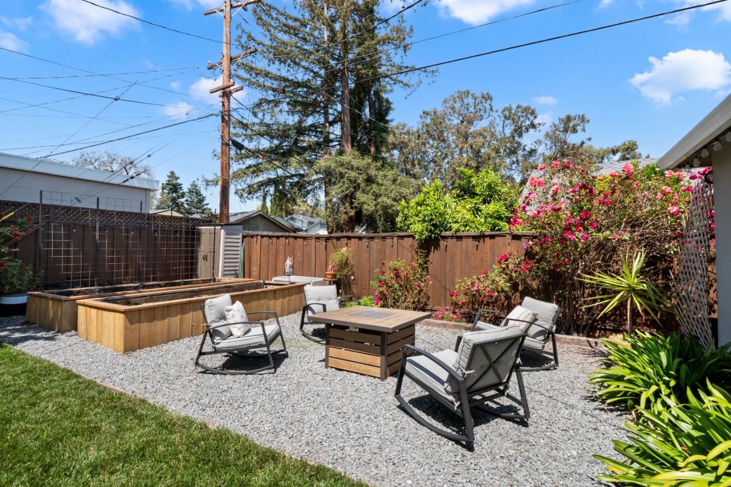 Detail Gallery Image 37 of 45 For 109 G St, Redwood City,  CA 94063 - 3 Beds | 1 Baths