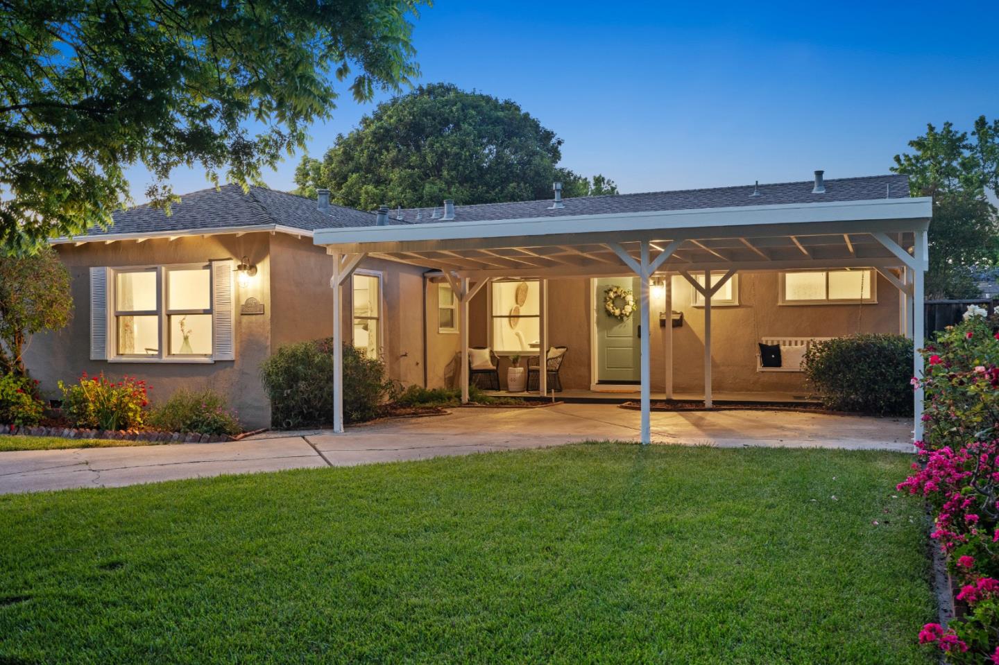 Detail Gallery Image 1 of 1 For 2267 Peachtree Ln, San Jose,  CA 95128 - 3 Beds | 2/1 Baths