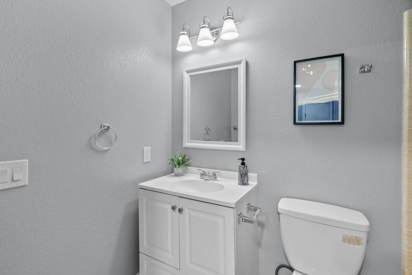 Detail Gallery Image 15 of 28 For 2503 Easton Pl #40,  San Jose,  CA 95133 - 2 Beds | 2 Baths