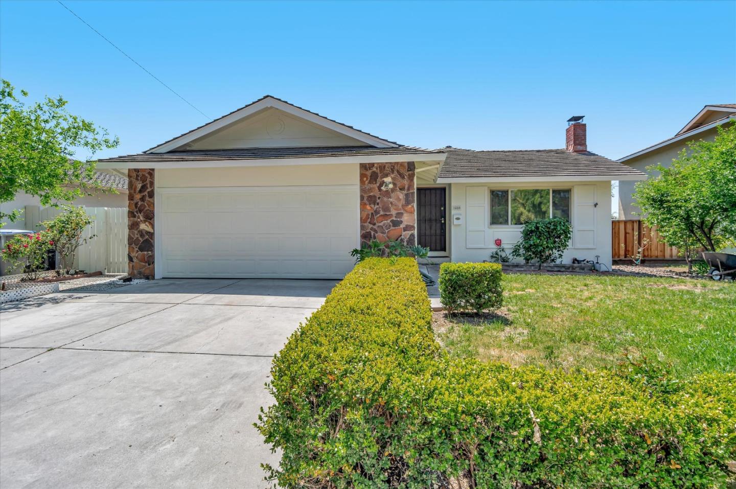 Detail Gallery Image 1 of 1 For 1485 Japaul Ln, San Jose,  CA 95132 - 3 Beds | 2 Baths