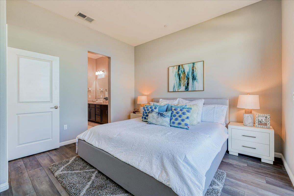 Detail Gallery Image 47 of 91 For 623 Sentinel Dr, Alameda,  CA 94501 - 3 Beds | 2/1 Baths