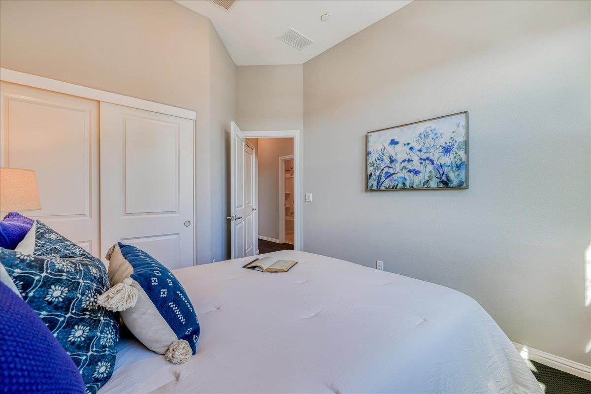 Detail Gallery Image 61 of 91 For 623 Sentinel Dr, Alameda,  CA 94501 - 3 Beds | 2/1 Baths