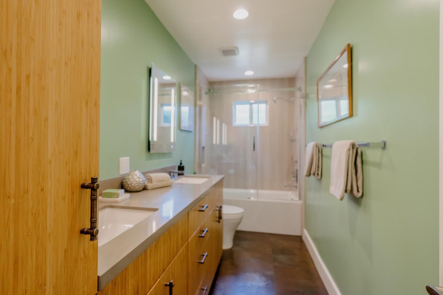 Detail Gallery Image 14 of 33 For 1864 Potrero Dr, San Jose,  CA 95124 - 3 Beds | 2/1 Baths