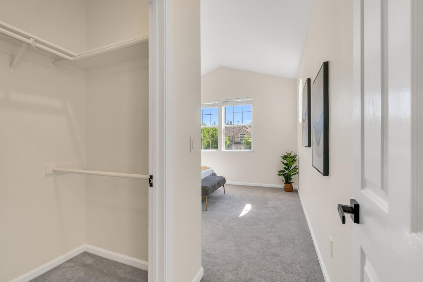 Detail Gallery Image 59 of 96 For 2122 Shadow Ridge Way, San Jose,  CA 95138 - 5 Beds | 3/1 Baths