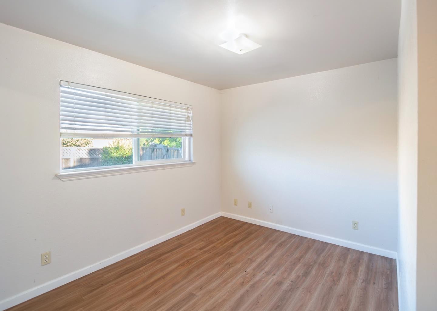 Detail Gallery Image 17 of 29 For 282 Barker St, Milpitas,  CA 95035 - 3 Beds | 2 Baths