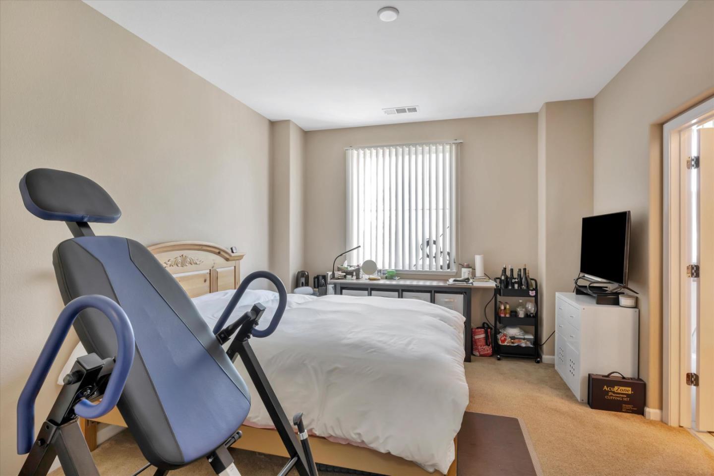 Detail Gallery Image 21 of 35 For 22500 Amador St #5,  Hayward,  CA 94541 - 3 Beds | 2/1 Baths