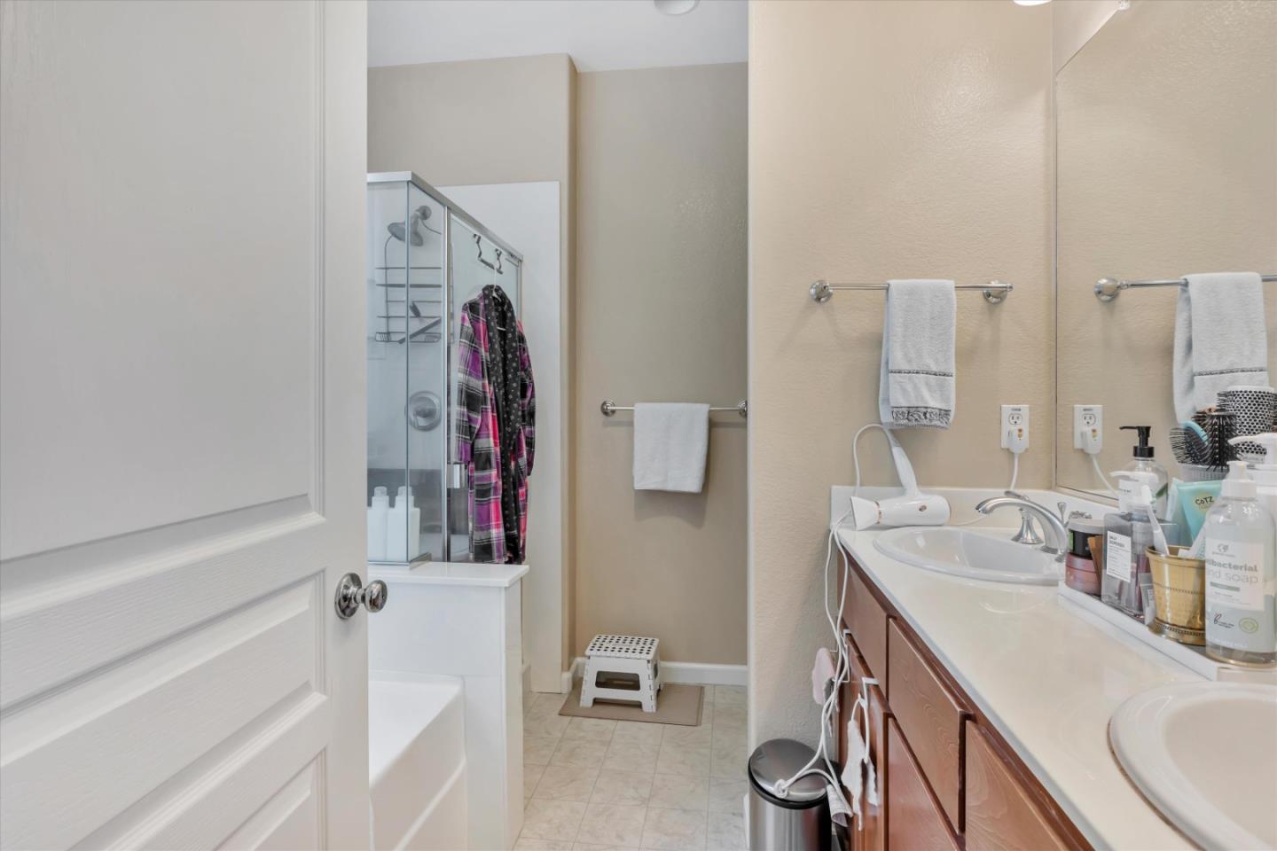 Detail Gallery Image 27 of 35 For 22500 Amador St #5,  Hayward,  CA 94541 - 3 Beds | 2/1 Baths