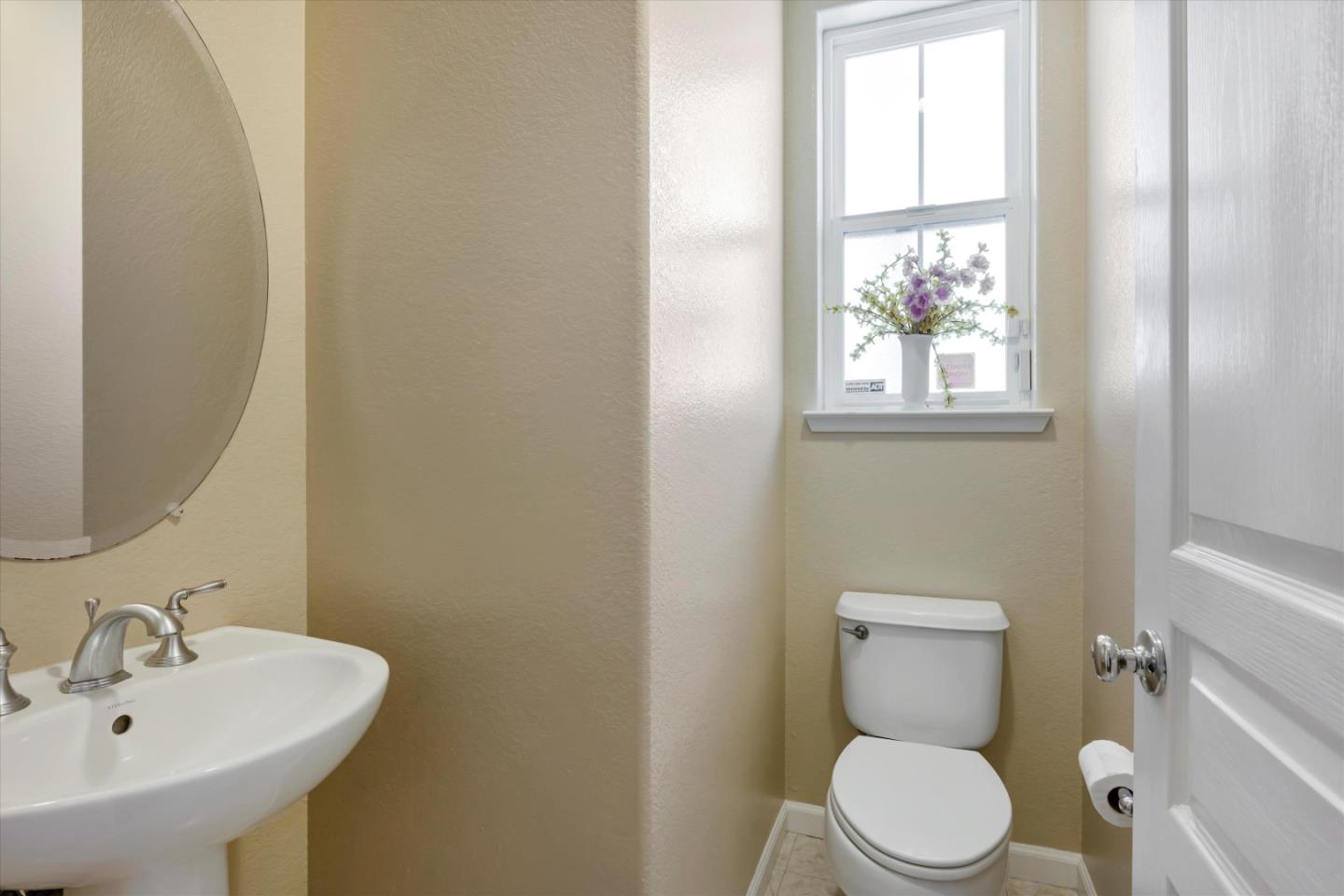 Detail Gallery Image 28 of 35 For 22500 Amador St #5,  Hayward,  CA 94541 - 3 Beds | 2/1 Baths