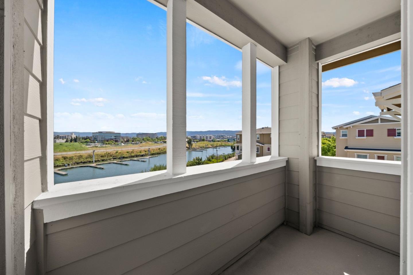 Detail Gallery Image 19 of 34 For 644 Turnbuckle Dr #2002,  Redwood City,  CA 94063 - 3 Beds | 2/1 Baths